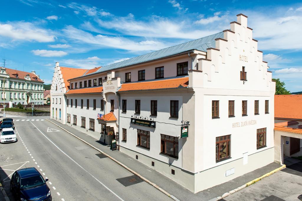Hotel Zlata Hvezda วิมแปร์ค ภายนอก รูปภาพ